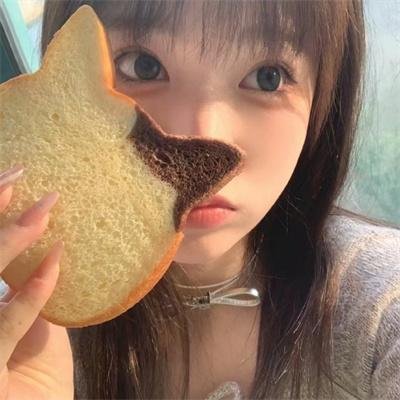 阿鹦爱说笑